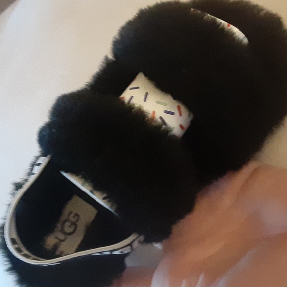 Ugg slip on fur slides nwot - Picture 6 of 6
